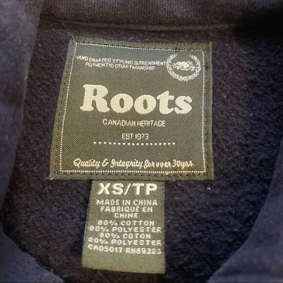 Roots Midnight 1/4 Zip Top Activewear in Size XS - Picture 2 of 5